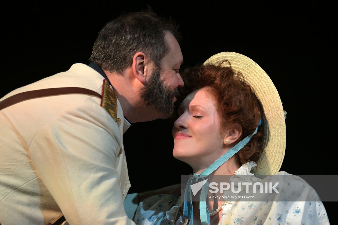 Russia Theatre Duel
