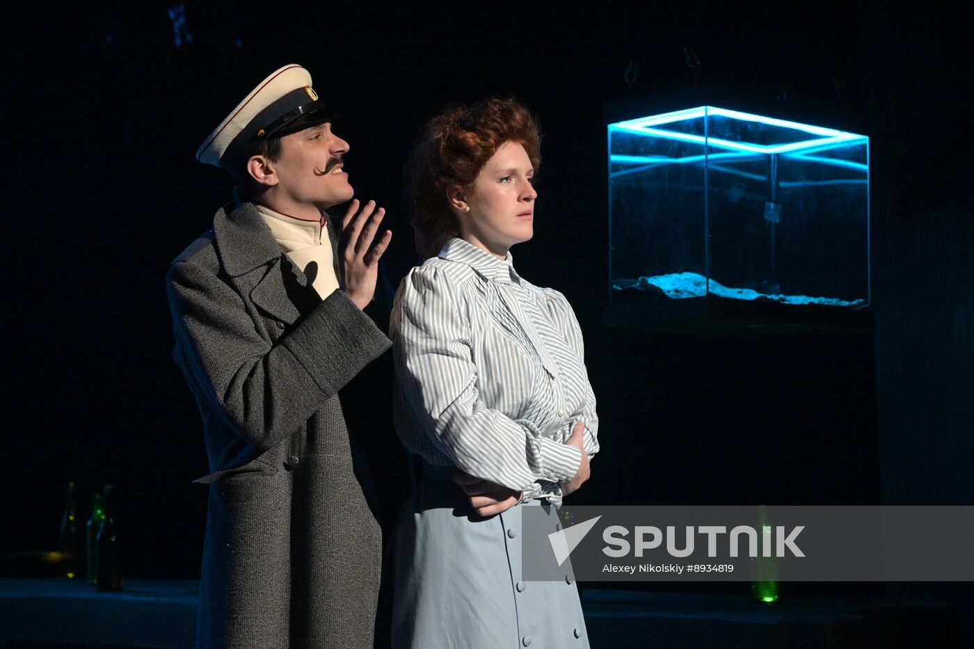 Russia Theatre Duel