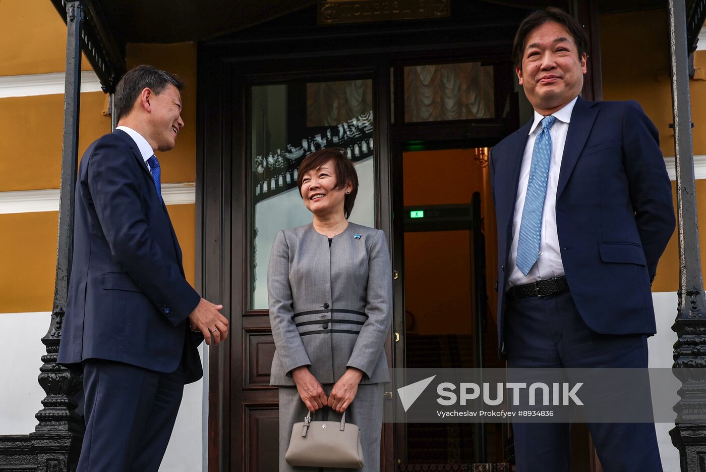 Russia Putin Former Japanese PM Widow