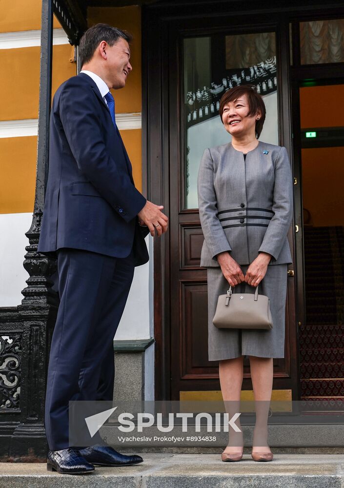 Russia Putin Former Japanese PM Widow