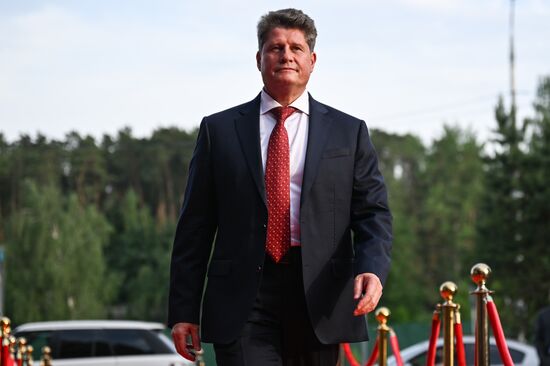 Russia Ice Hockey Kontinental League Season Closure