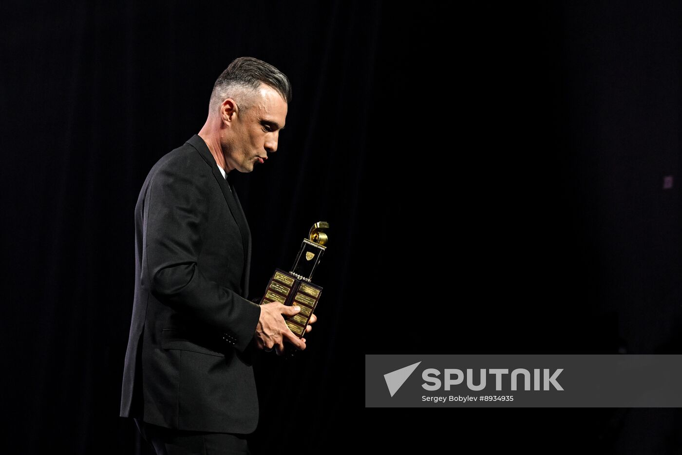 Russia Ice Hockey Kontinental League Season Closure