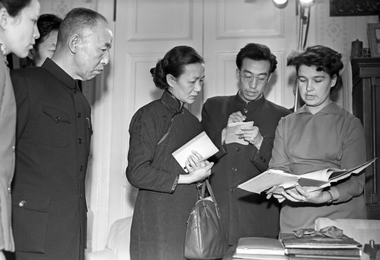 Delegation of Chinese-Soviet Friendship Society at Vladimir Lenin Museum in Moscow