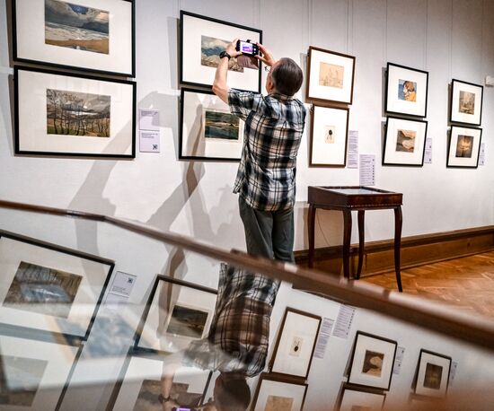 Russia Art Kruglikova Exhibition