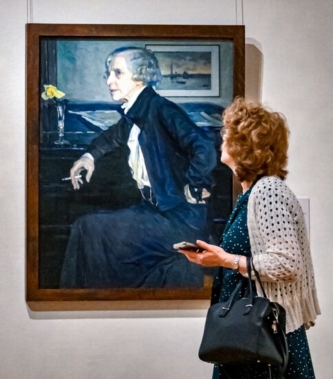 Russia Art Kruglikova Exhibition