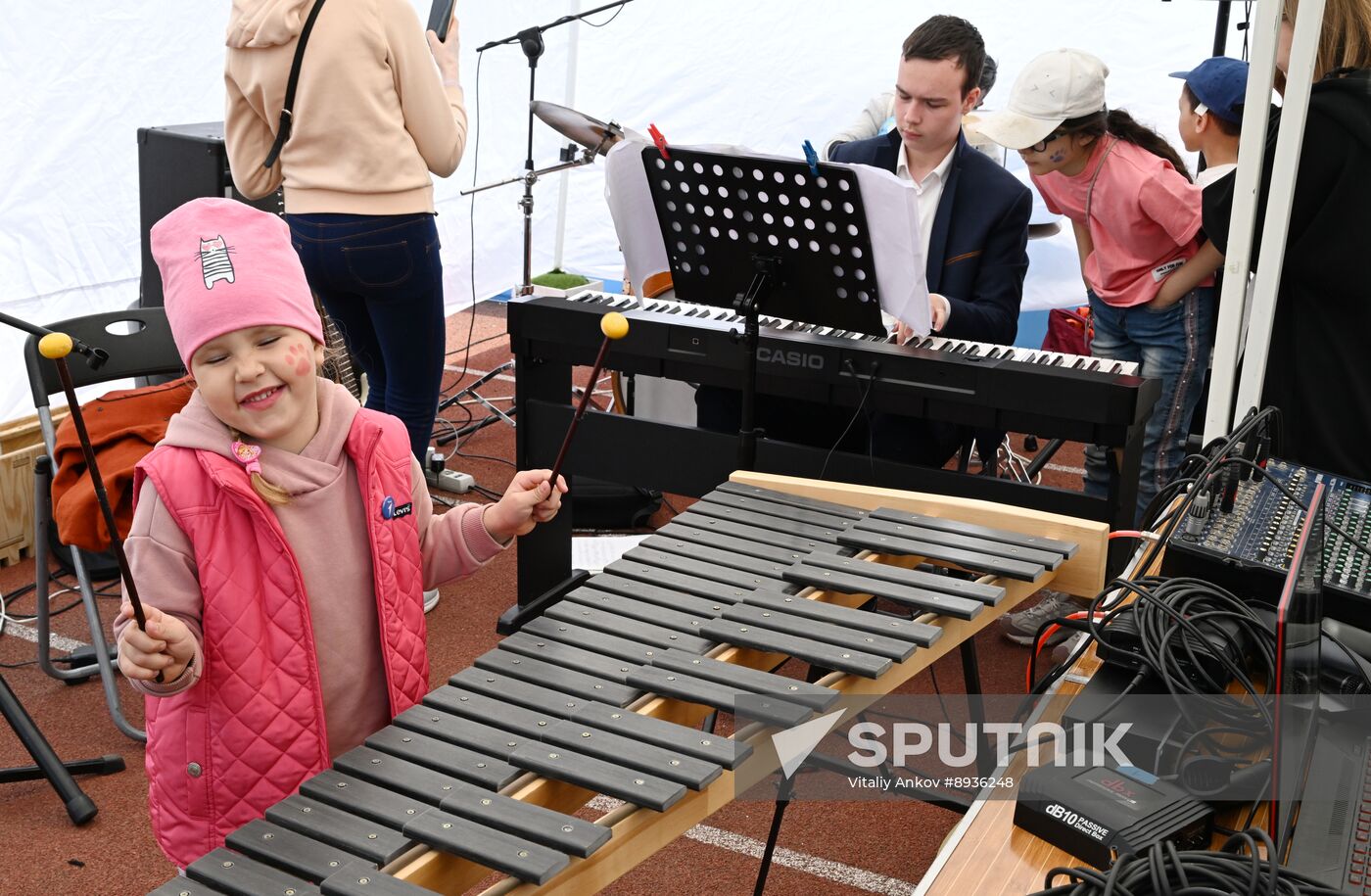 Russia Children's Day