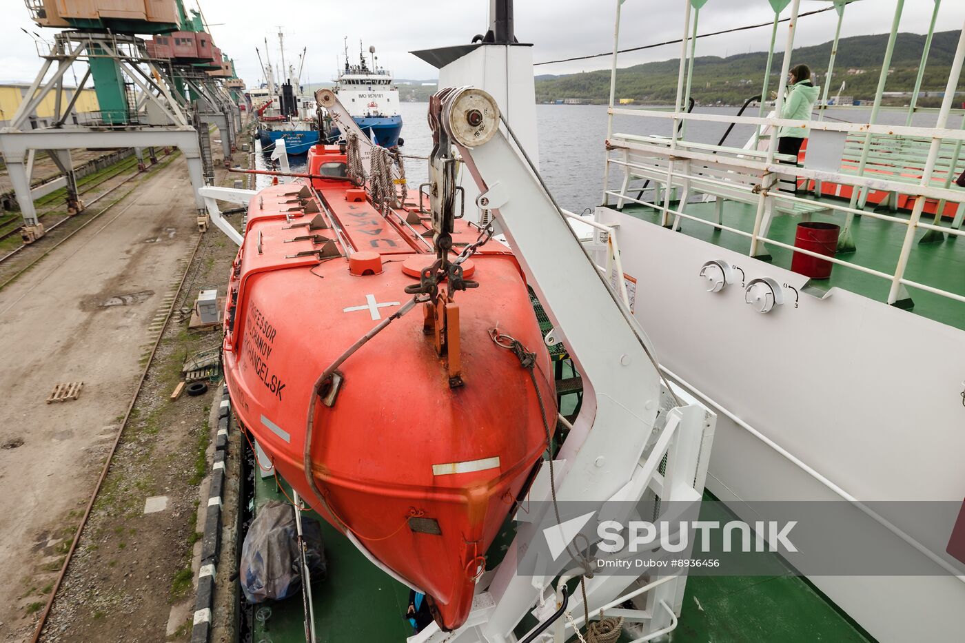 Russia Spitsbergen Explore Expedition