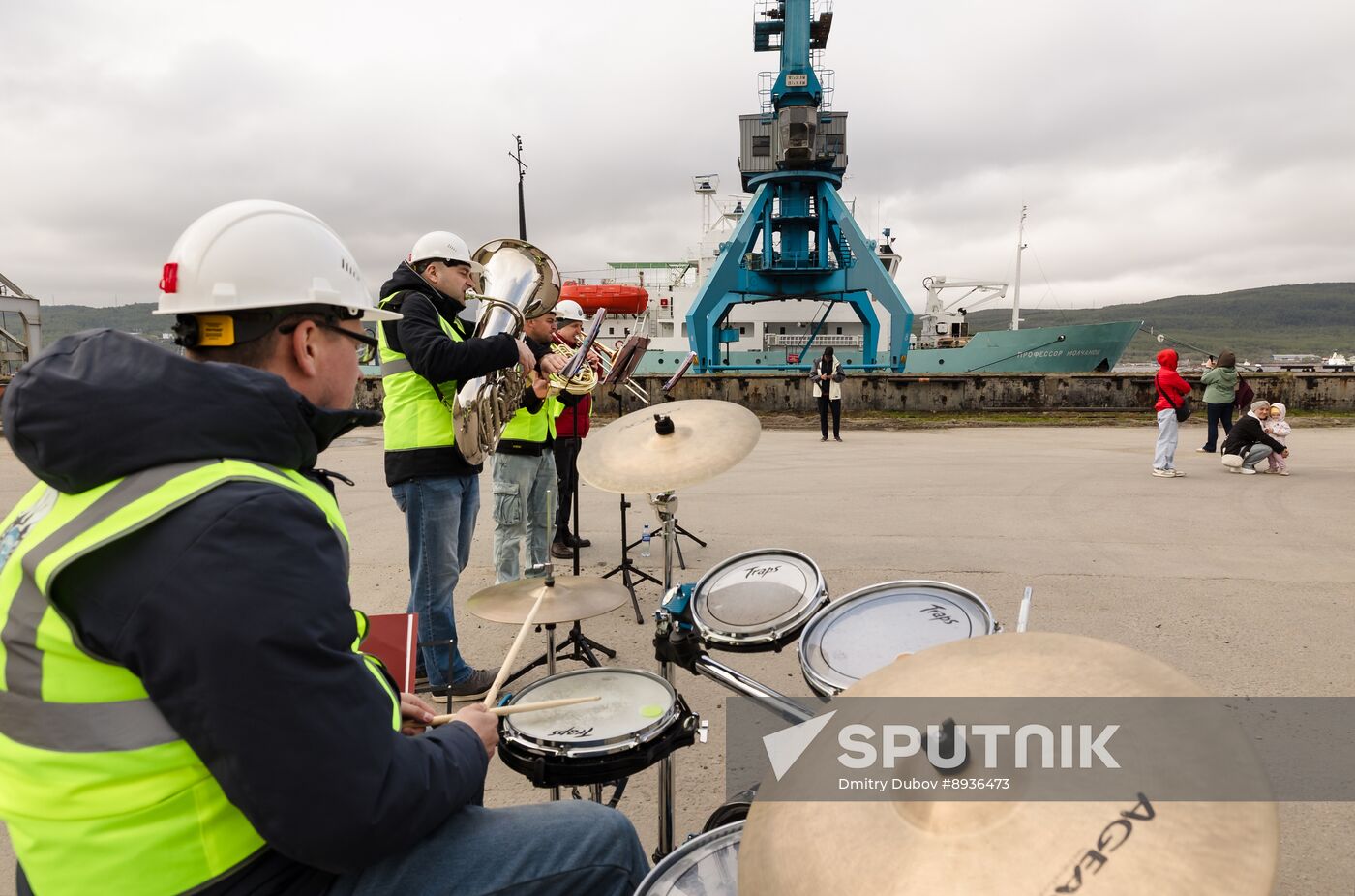 Russia Spitsbergen Explore Expedition