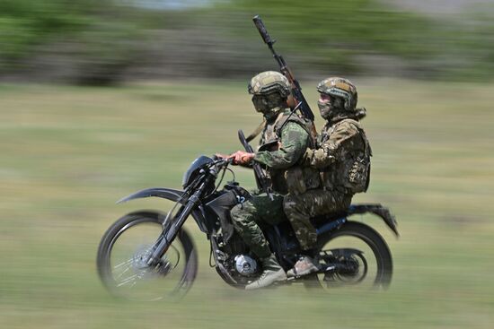 Russia Ukraine Military Operation Assault Units
