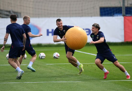 Russia Soccer Friendly Russia Training