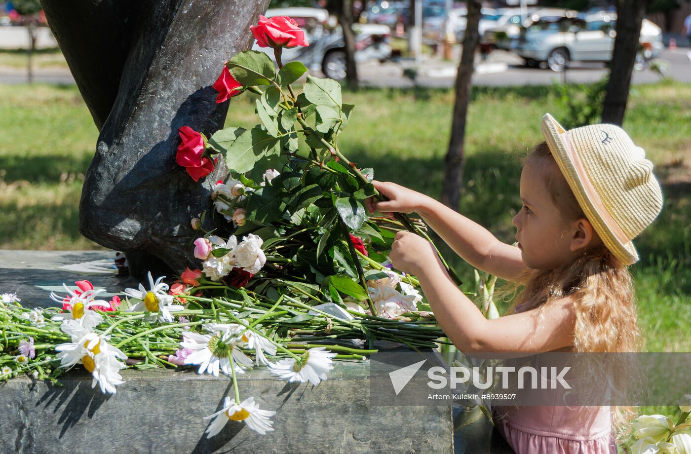 Worldwide Pushkin Birth Anniversary