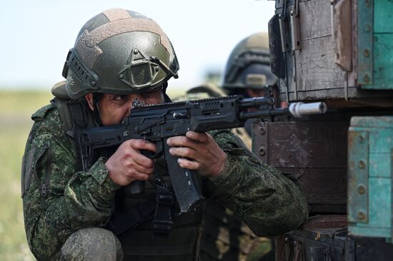 Russia Ukraine Military Operation Troops Training