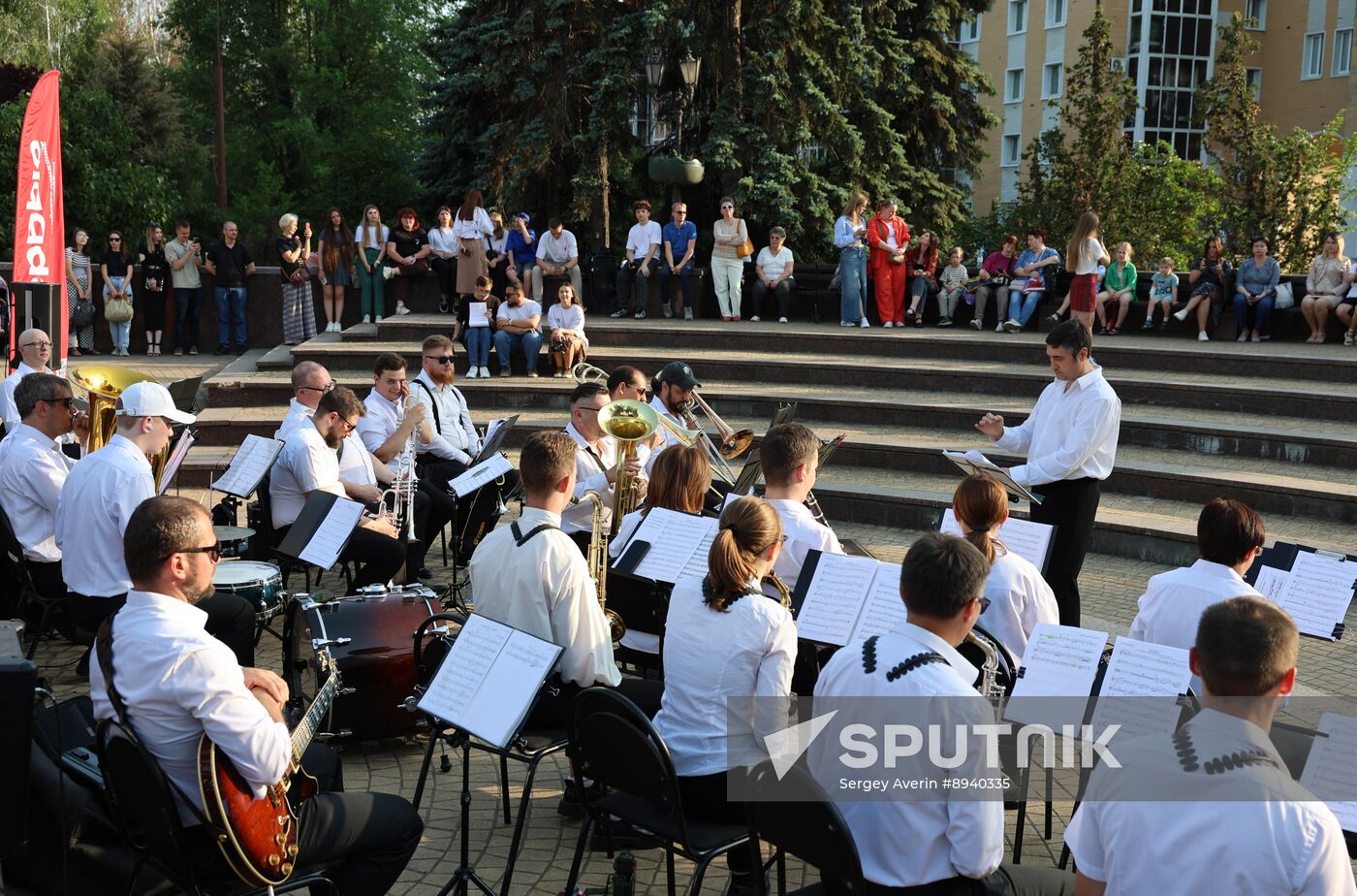 Russia DPR Russian Language Day