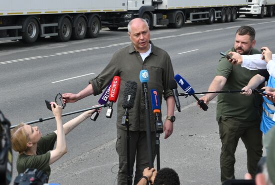 Russia Ukraine Military Operation Soldiers Bodies Exchange