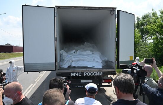 Russia Ukraine Military Operation Soldiers Bodies Exchange