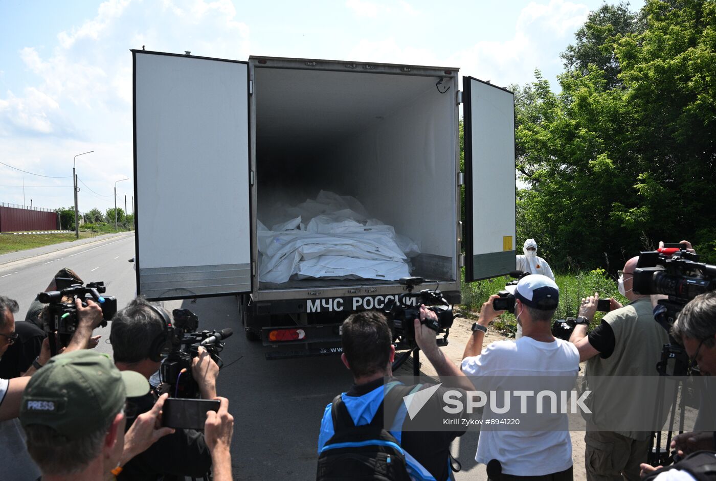 Russia Ukraine Military Operation Soldiers Bodies Exchange