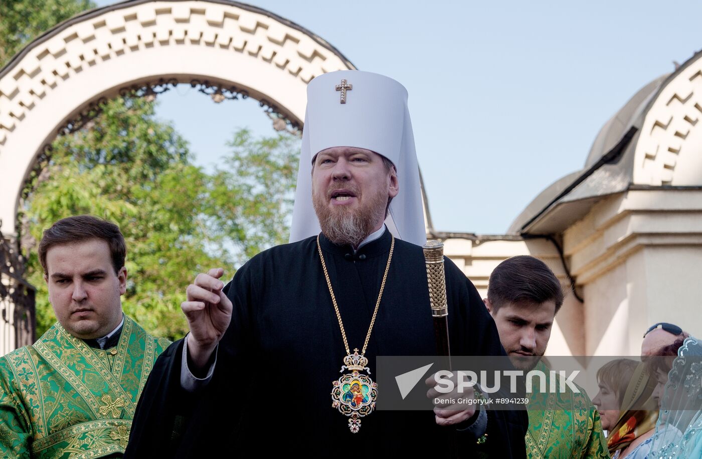 Russia Religion Holy Trinity Feast