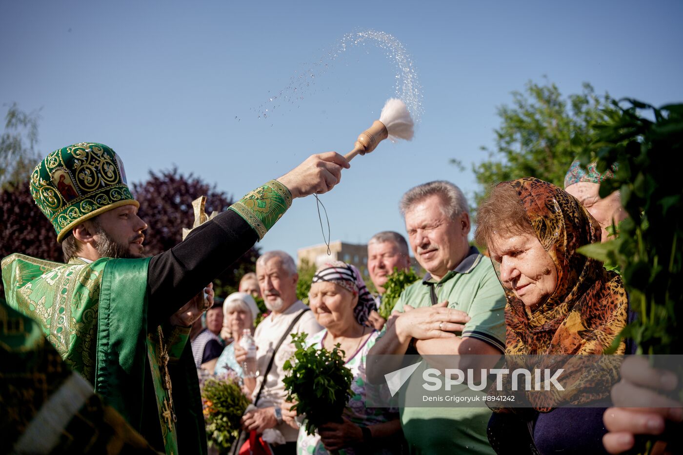 Russia Religion Holy Trinity Feast