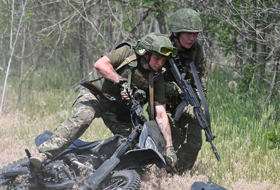 Russia Ukraine Military Operation Assault Units