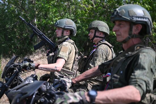 Russia Ukraine Military Operation Assault Units