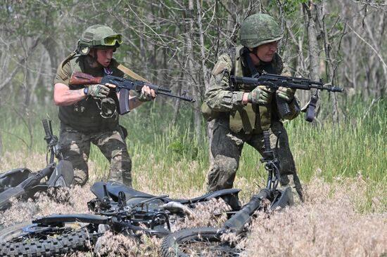 Russia Ukraine Military Operation Assault Units