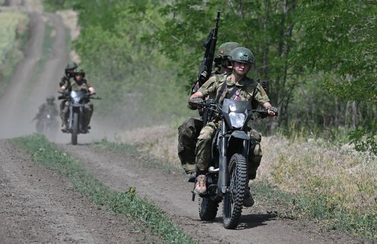 Russia Ukraine Military Operation Assault Units
