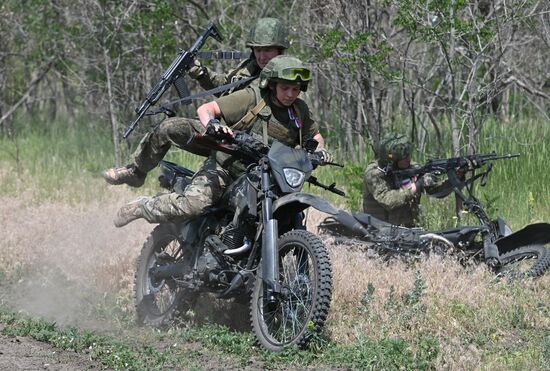 Russia Ukraine Military Operation Assault Units