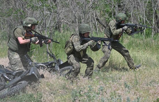 Russia Ukraine Military Operation Assault Units