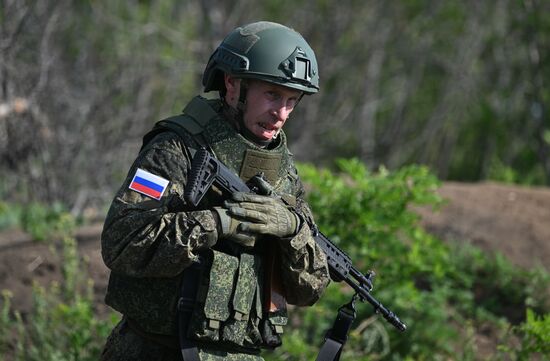 Russia Ukraine Military Operation Assault Units