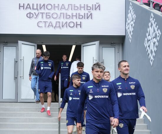 Belarus Soccer Friendly Russia Training