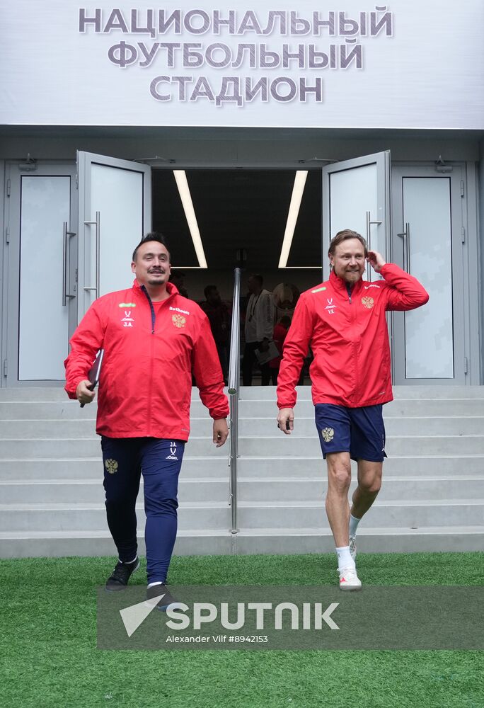 Belarus Soccer Friendly Russia Training