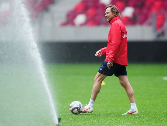 Belarus Soccer Friendly Russia Training