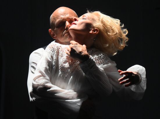 Russia Theatre Partners in Crime