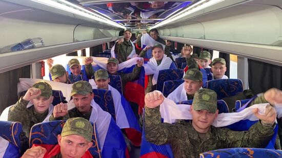Russia Ukraine Military Operation POWs Exchange