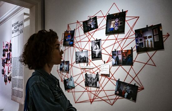 Russia Art Soviet Apartment Exhibitions