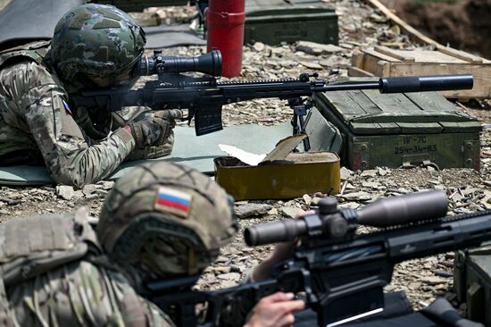 Russia Ukraine Military Operation Snipers Training