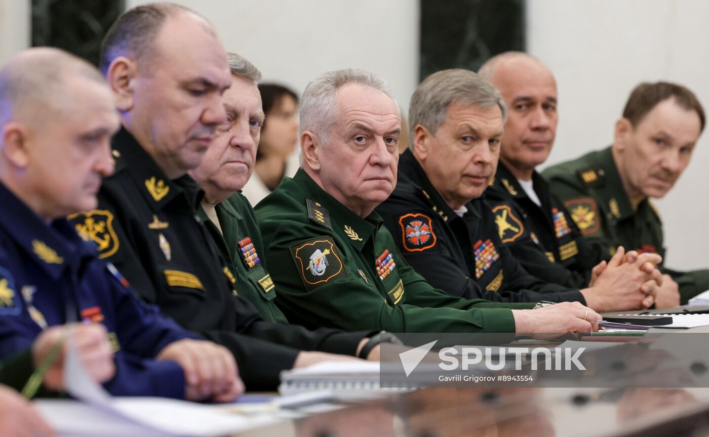 Russia Putin Defence