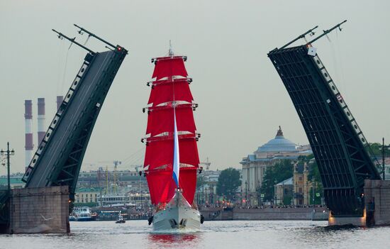 Russia Scarlet Sails Show Rehearsal