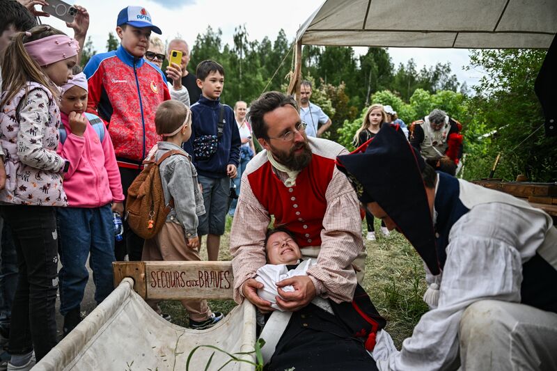 Russia Historical Festival Emperors Standoff