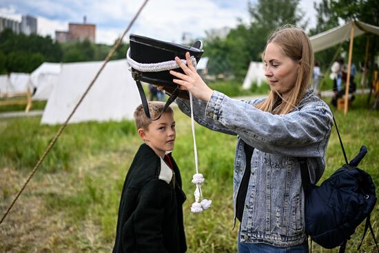 Russia Historical Festival Emperors Standoff