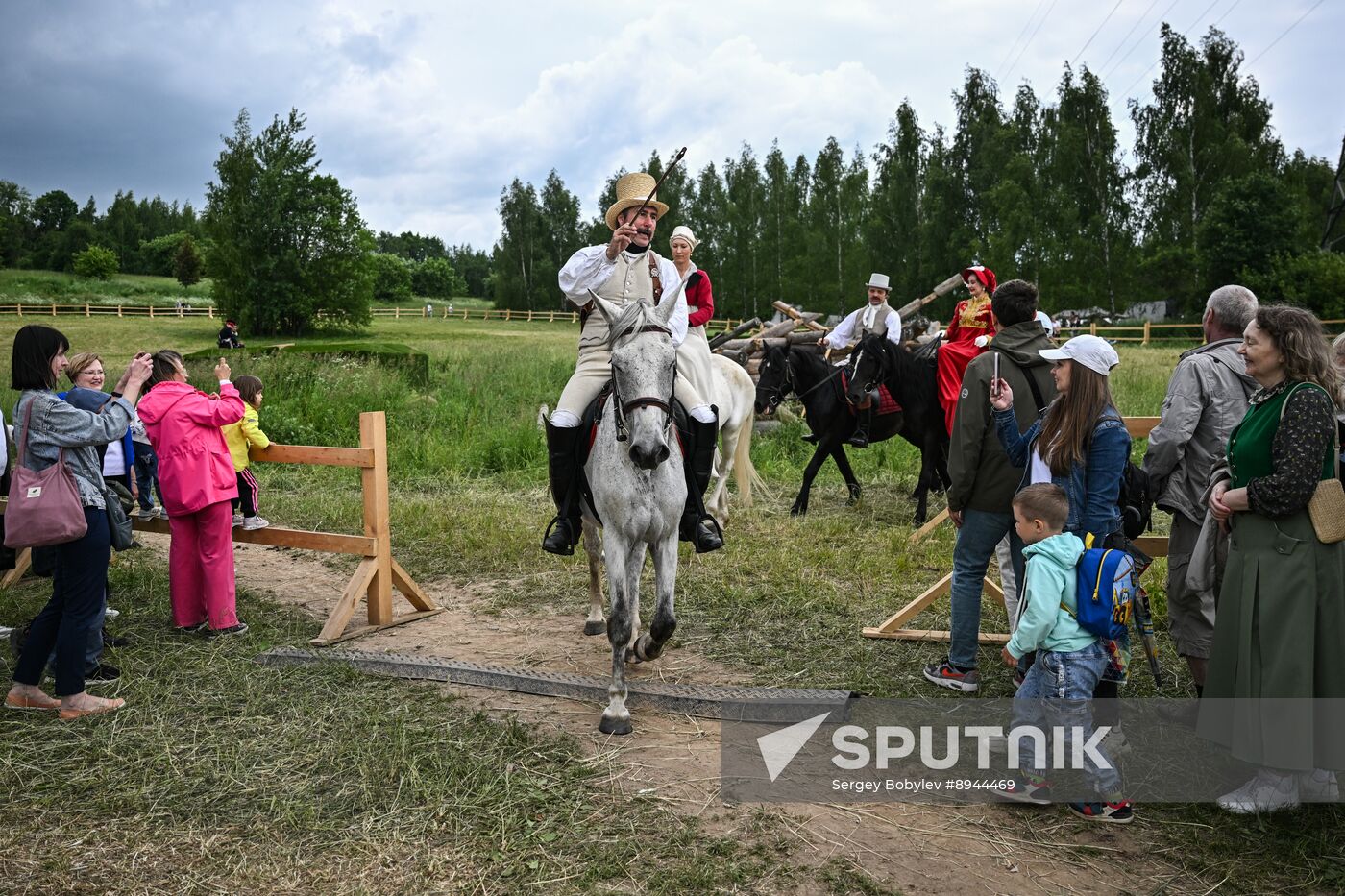 Russia Historical Festival Emperors Standoff