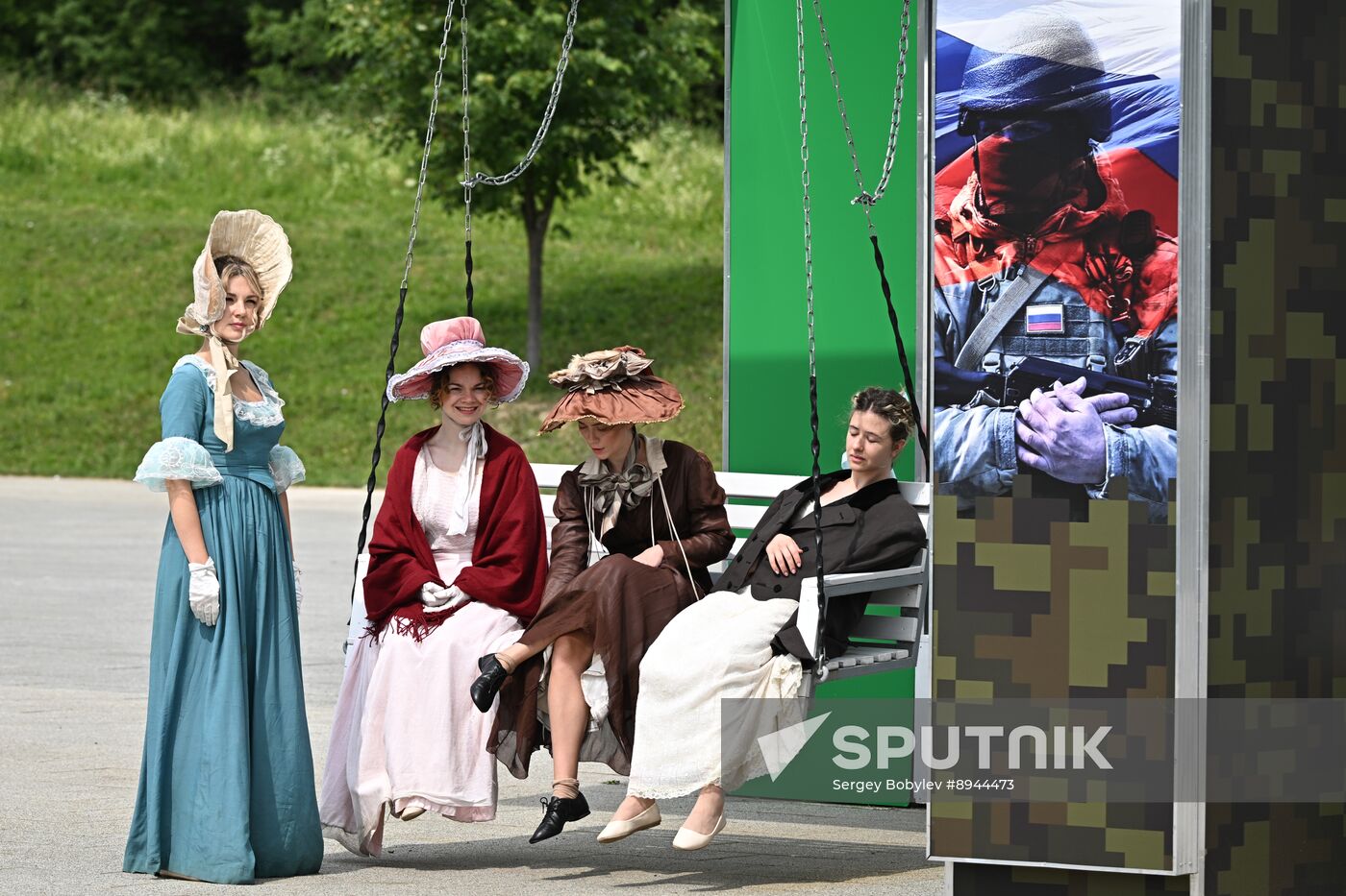 Russia Historical Festival Emperors Standoff