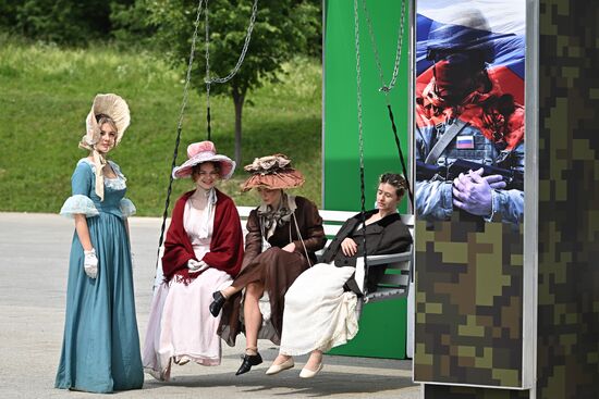 Russia Historical Festival Emperors Standoff