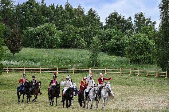 Russia Historical Festival Emperors Standoff