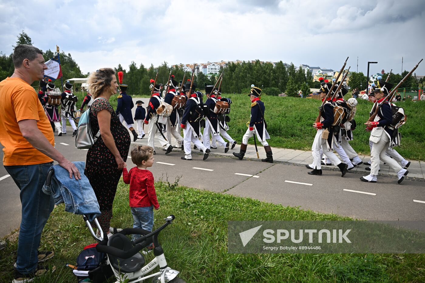 Russia Historical Festival Emperors Standoff