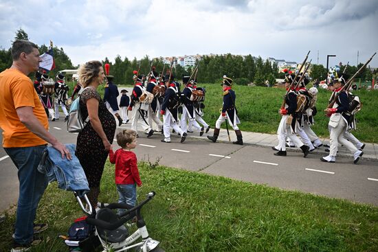 Russia Historical Festival Emperors Standoff