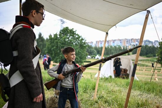 Russia Historical Festival Emperors Standoff