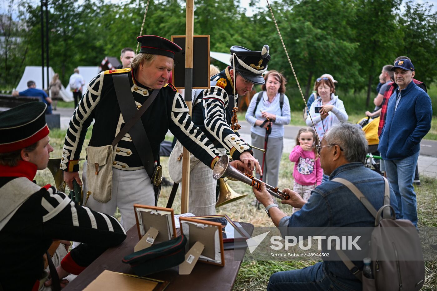 Russia Historical Festival Emperors Standoff