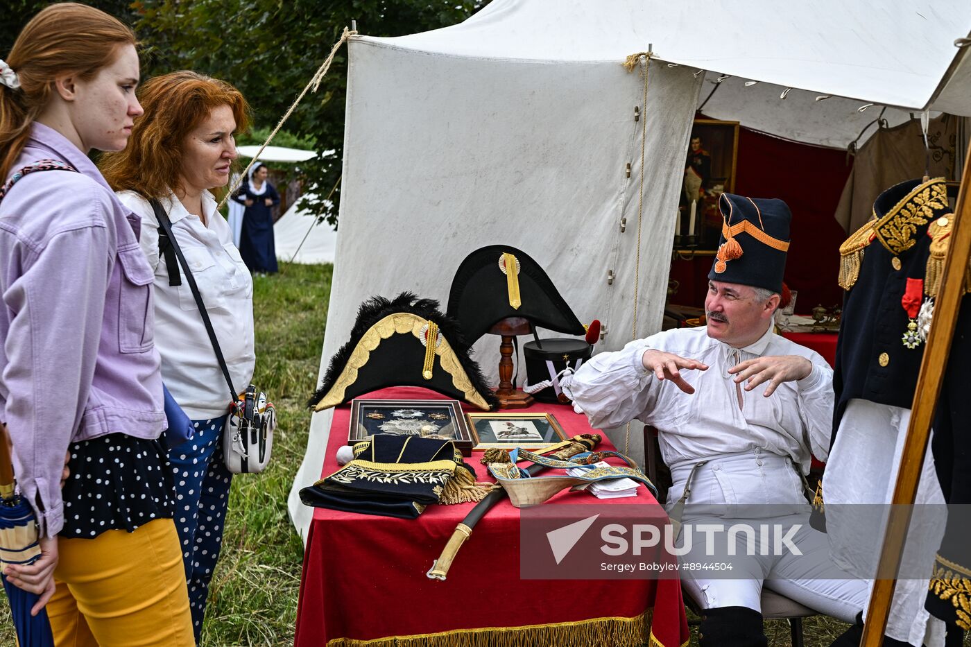 Russia Historical Festival Emperors Standoff