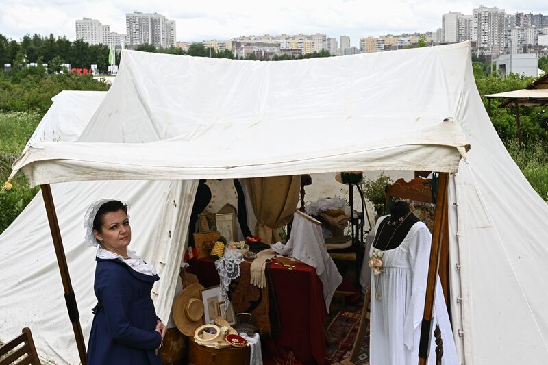 Russia Historical Festival Emperors Standoff